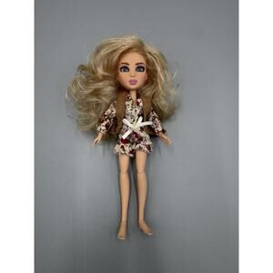 Yulu Snapstar Aspen Fashion Doll 9" No Shoes 2019